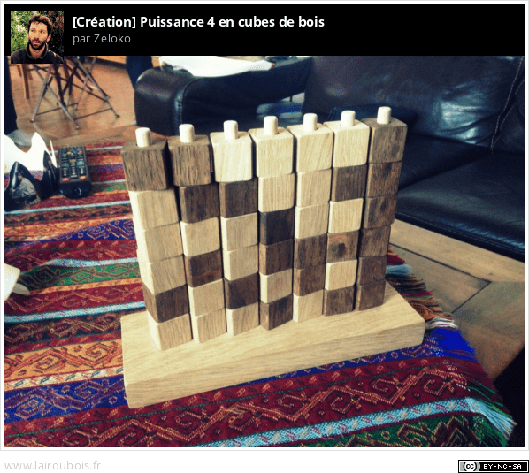 Puissance 4 en cubes de bois Sticker