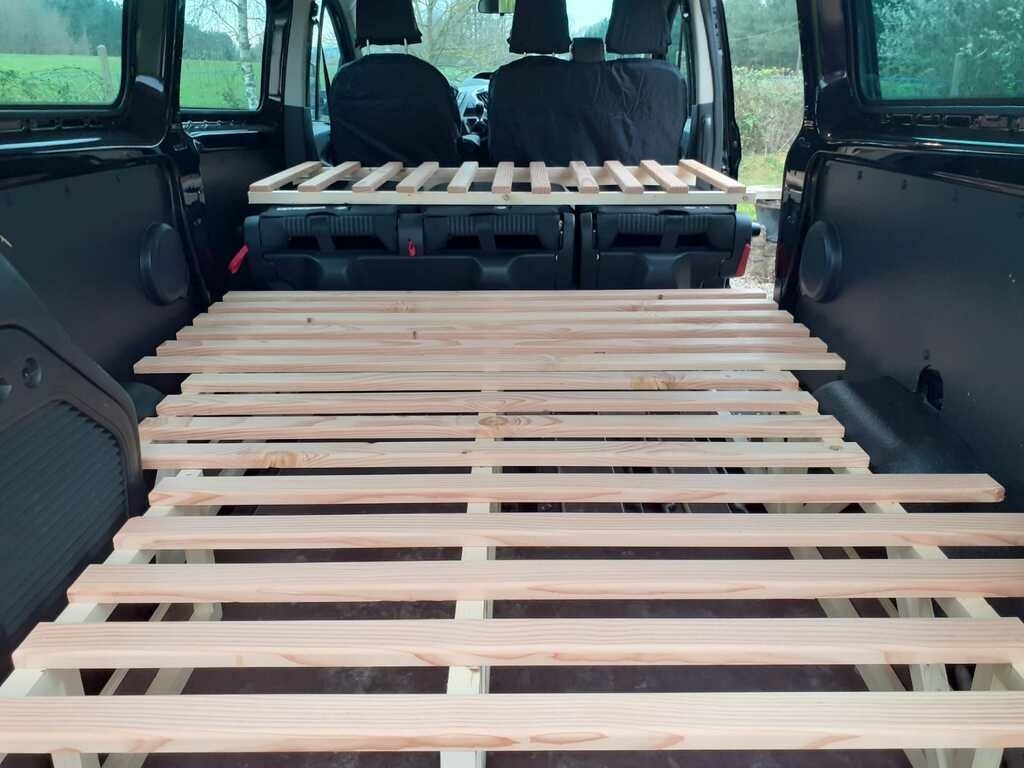 Lit peigne pour utilitaires et camions par Corps et Bois sur L'Air du Bois