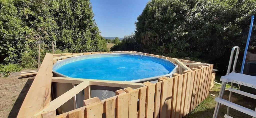 Clôture de piscine par ebenober sur L'Air du Bois