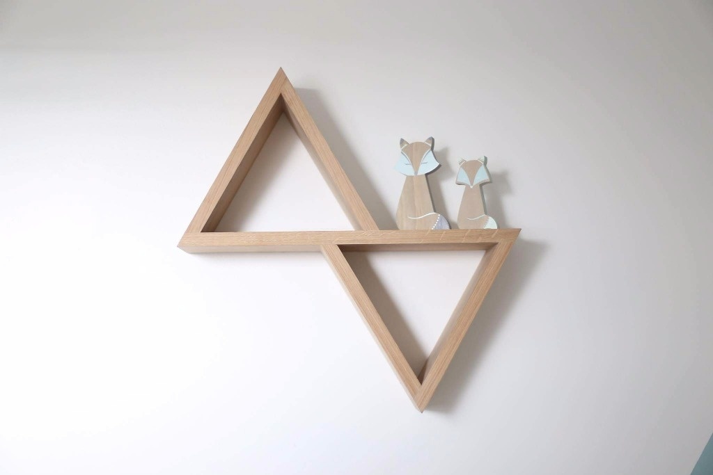 etagere bois triangulaire