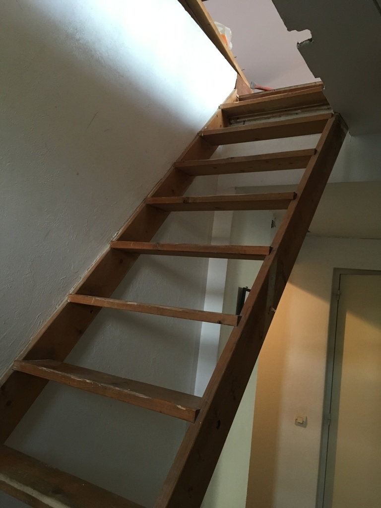 Voici un meuble escalier sur mesure, - Dessine Ton Meuble