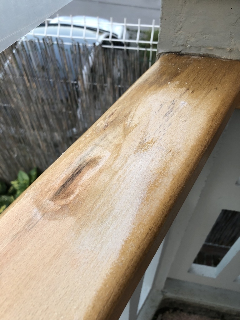 [Question] Comment faire pour retirer les taches noires du bois de hêtre ? par hellequin sur L
