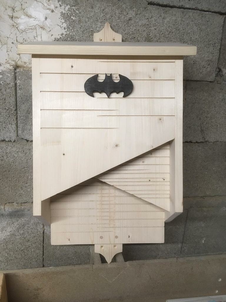 Gîte à chauves-souris en béton de bois