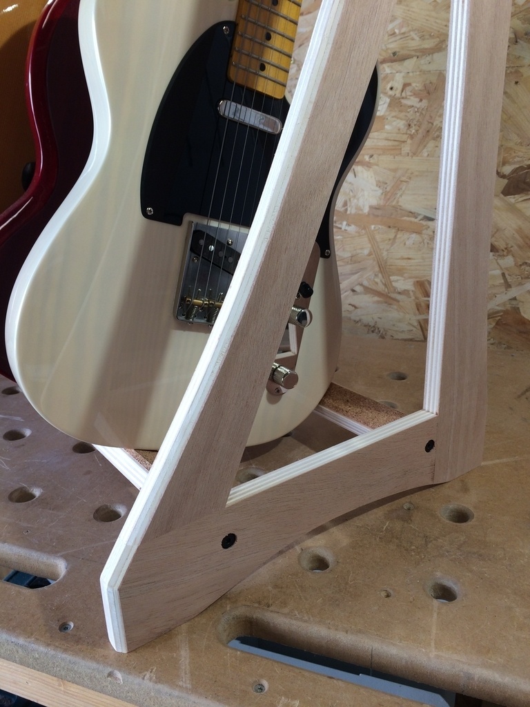 Stand guitares Diy en bois de palettes 