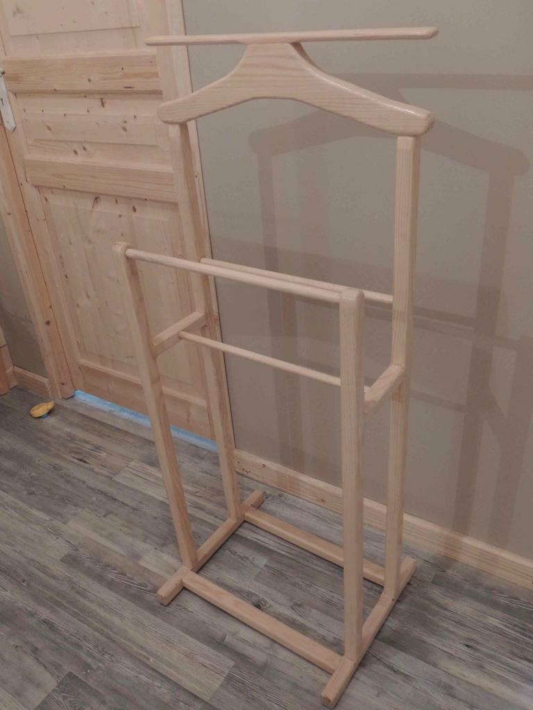 Valet de chambre par pp88 sur l'air du bois