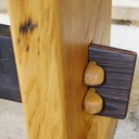 Table en chêne, assemblages traditionnels