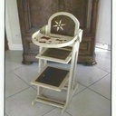 Chaise haute pour bébé