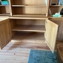 La grande bibliothèque de mon bureau