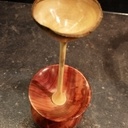 Une jolie fleure dans une peau d'Vache