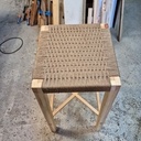 Tabouret atelier en cannage danois