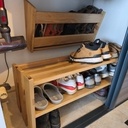 Meuble à chaussures.