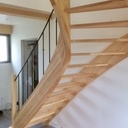 Escalier frêne 1/4 tournant débillardé