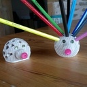 Un Hérisson porte crayons de couleurs