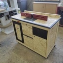 Meuble défonceuse sous table