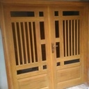 Porte centrale à Double battant