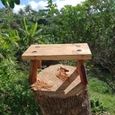 Petit banc de jardinage