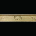 Commode trois tiroirs sculptés dans le style liégeois