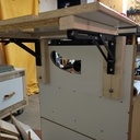 Petite extension arrière et pliable pour scie