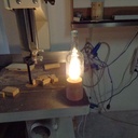 Lampe de table à partir d'une bouteille