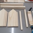 Mangeoire oiseaux en pins et plexiglass