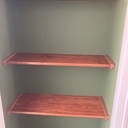 Étagère d’une niche d’entrée de maison