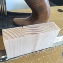 La même pièce repris au rabot jusqu’au trait de tranchet