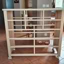 Commode à deux côtés