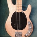 Corps d'une basse électrique