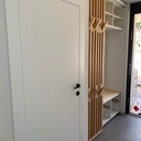 Entrée agencée avec claustra coulissant