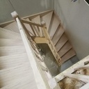 Escalier deux quart tournant entièrement balancé avec contremarches