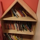 Bibliothèque maison hévéa