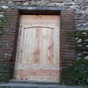 Porte de chai clouée