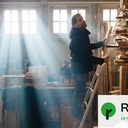 À Paris, ce charpentier initie à l’artisanat du bois (façon low-tech)