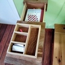 Table de chevet secrète