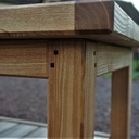 Rustique, mais pas trop.