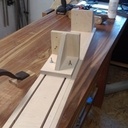 Traineau pour refente a la scie a ruban