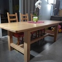 Table de salle-à-manger