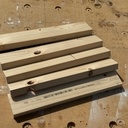 Utilisation de lattes de sapin rabotées comme base de travail