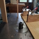 Tabouret design queues droites