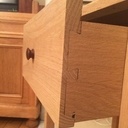 Table de nuit: Exercice de travail à la main