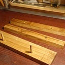 Gabarit pour queues d'arondes traversantes manuelles