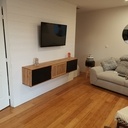 Meuble TV suspendu Chêne / Valchromat noir