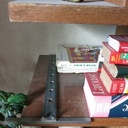 L'équerre permettant le perçage précis des trous pour les tourillons