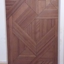 Une porte sur pivot IMMENSE