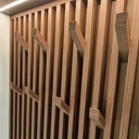 Vestiaire avec banquette et claustra