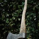 Nouveau manche de hache !