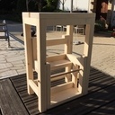 Marche pied 3 marches, escamotable. En Sapin.