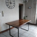 Table de salon en noyer