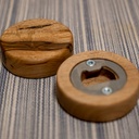 Décapsuleurs et couteaux en bois