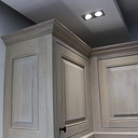 Cuisine équipée en chêne creusé